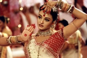 Gelengan Kepala Orang India Yang Khas, Apa Artinya?